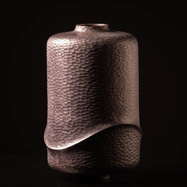 Wave Edge Vessel