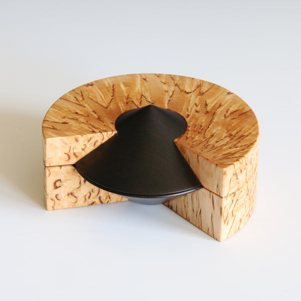 Open Pointed Box